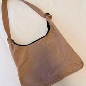 BAGGU Nylon Shoulder Bag